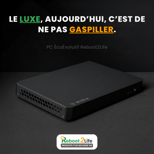 Visuel sombre mettant en avant un PC ÉcoÉvolutif Reboot2Life posé sur une surface noire, avec le message “Le luxe, aujourd’hui, c’est de ne pas gaspiller” soulignant une approche responsable et durable de l’informatique professionnelle (Bressuire, 79)